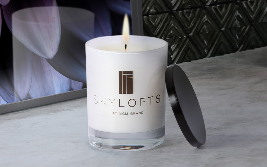 SKYLOFTS Candle